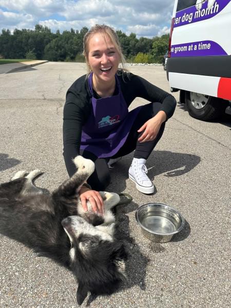 Mobile Dog Groomer Kylie Grwinski with Midnight